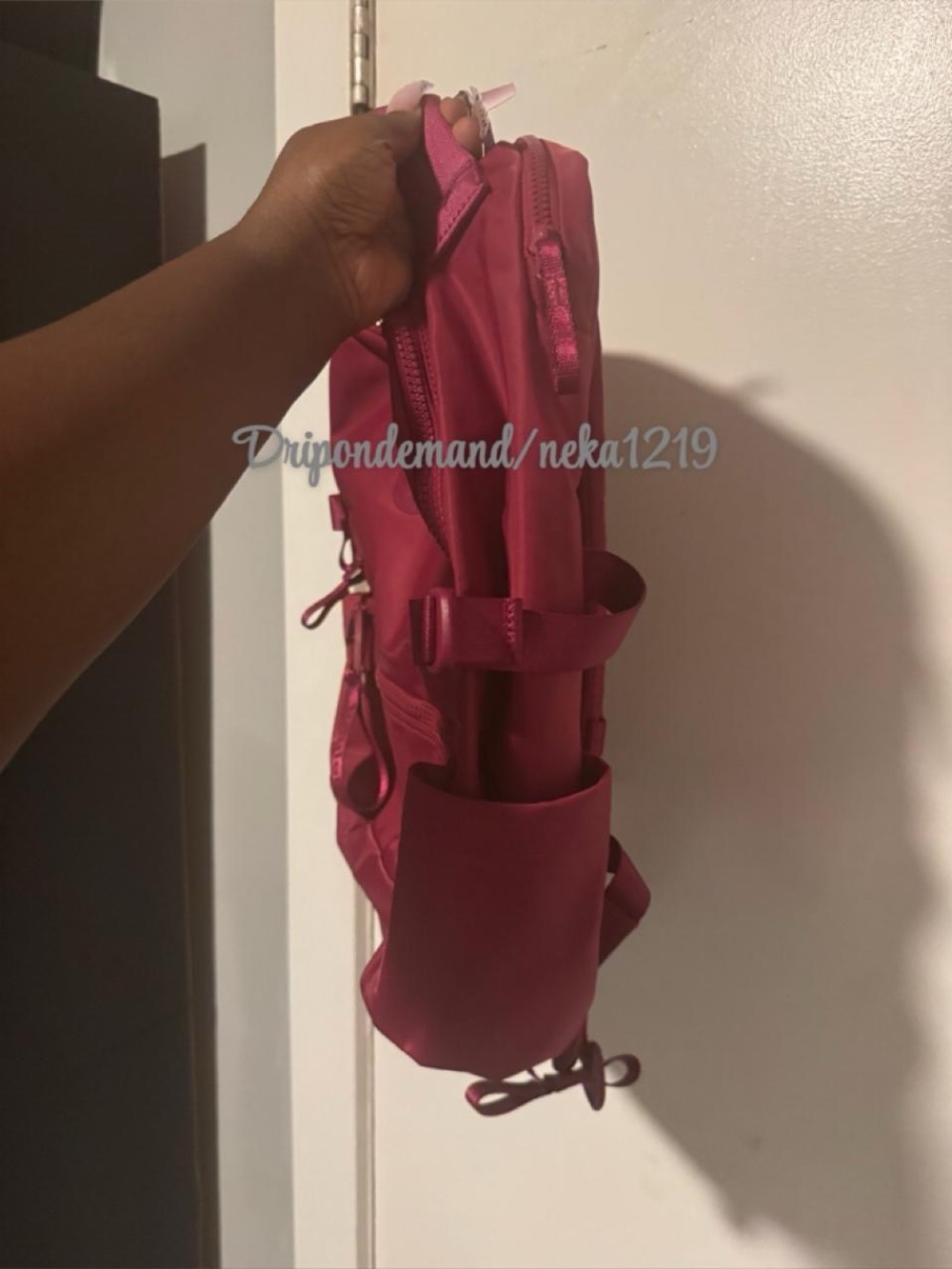 Lululemon New Crew Backpack 22L Updated- Raspberry Rave/Wacky Khaki - Picture 6 of 13